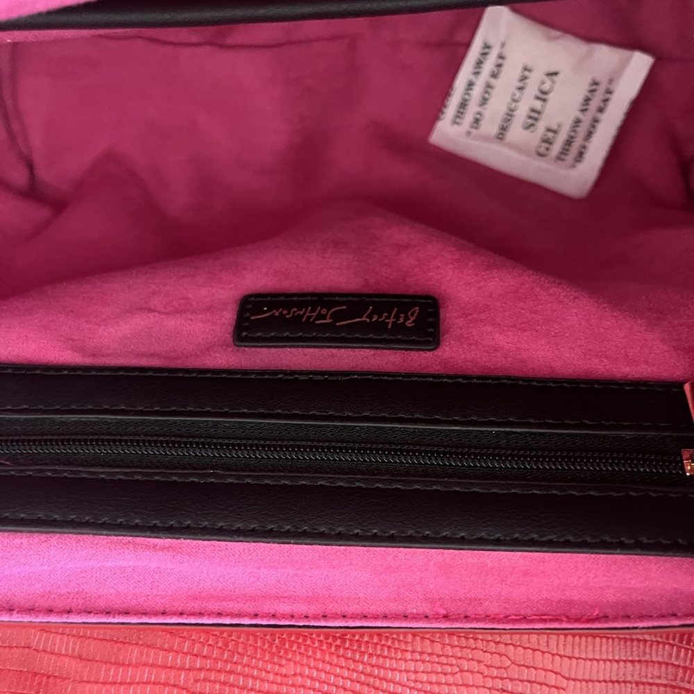 NWT Betsy Johnson Bag - Picture 6 of 10